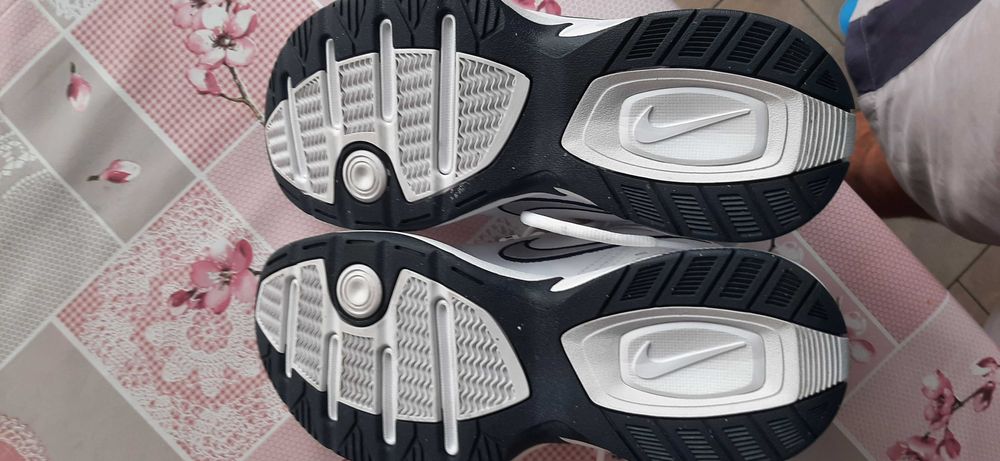 Nike  air  nr 40 unisex