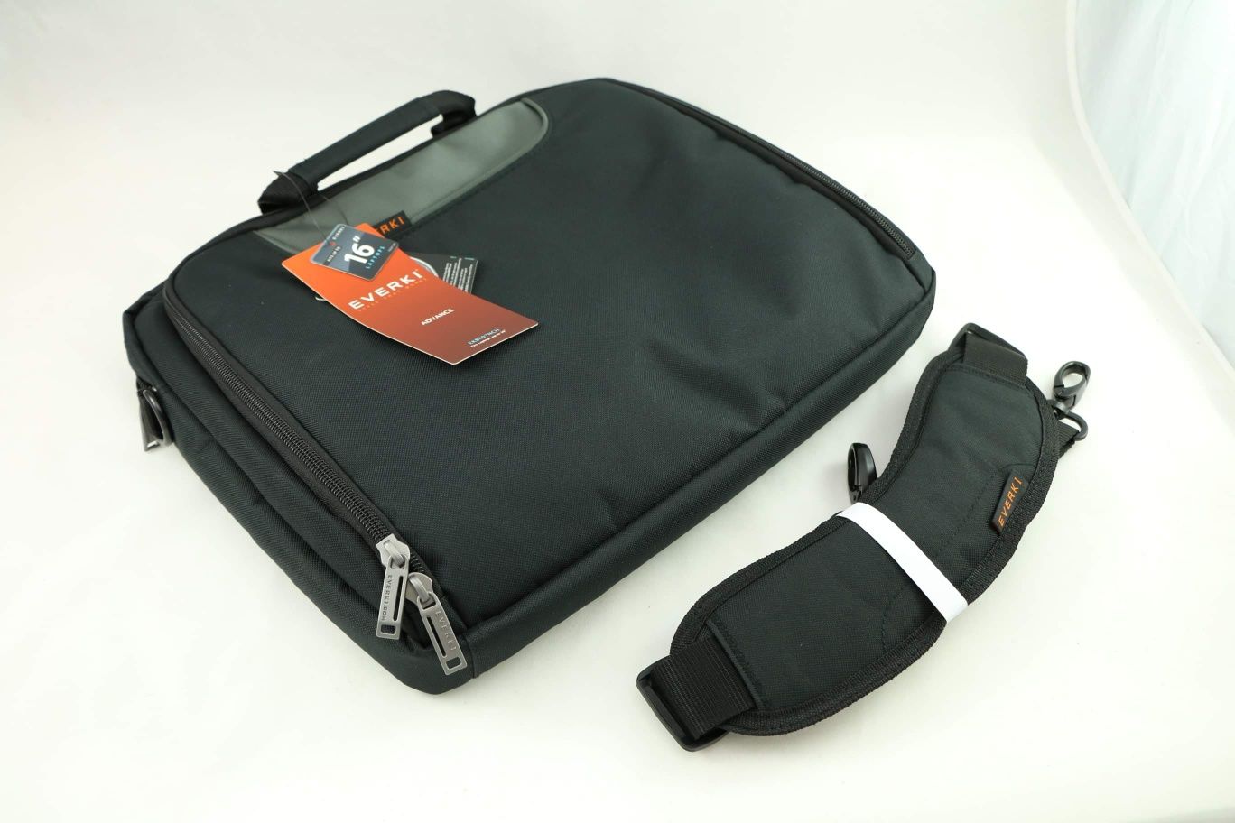 чанта за лаптоп 16 инча, Everki Advance, високо качество,нова,