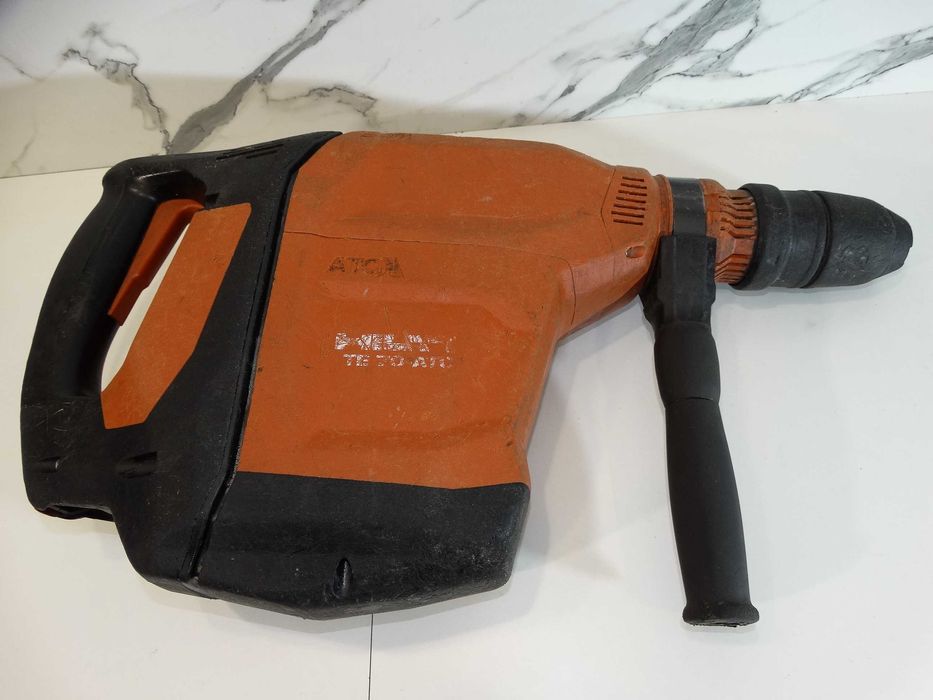 Hilti TE 70 ATC / AVR - Мощна ударо пробивна машина