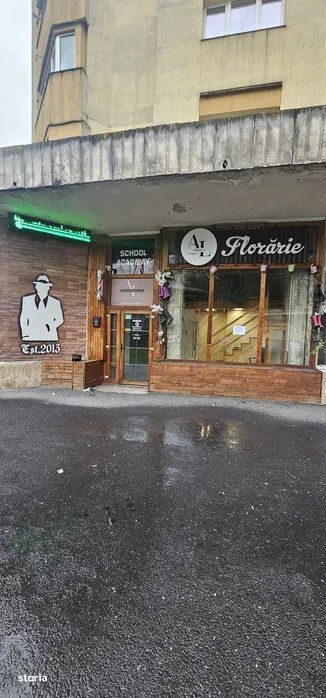 Spatiu Comercial, Marasti