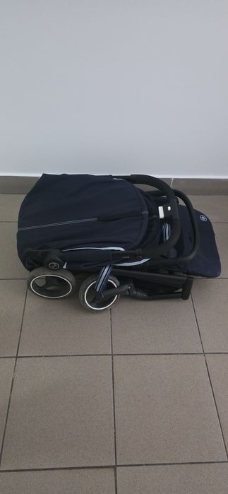 Carucior 2in1 CYBEX Beezy 524000159, 5 puncte, 0 luni+, bleumarin-negr