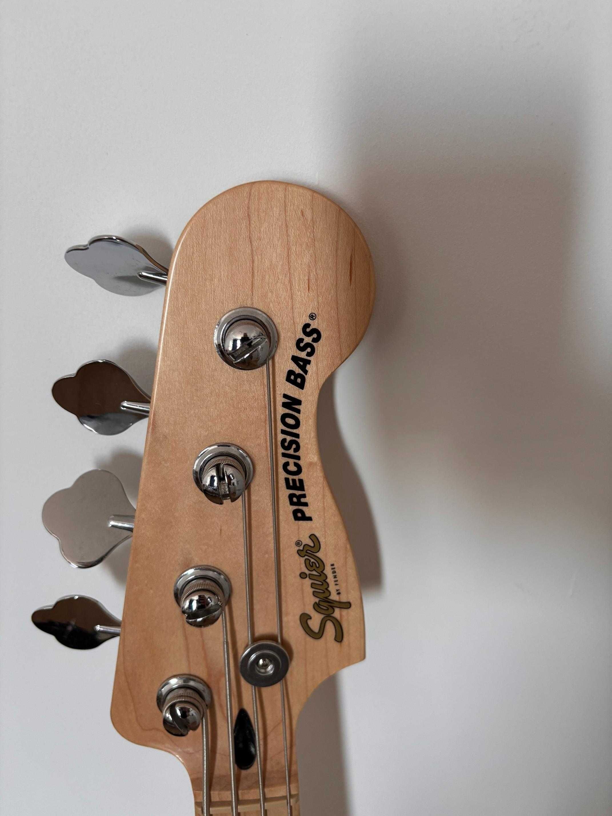 Електрическа бас китара Fender Squier Affinity  Precision Bass Black
