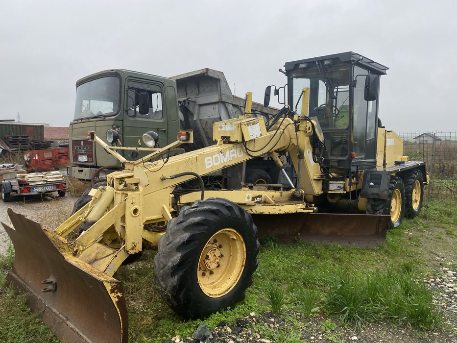 Autogreder BOMAG BG 160 TA 6×6 – an 1999 – Funcțional complet 38000€