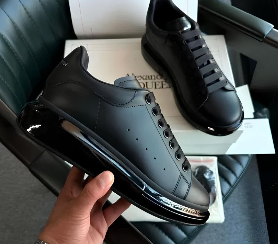 Alexander McQueen черни мъжки маратонки