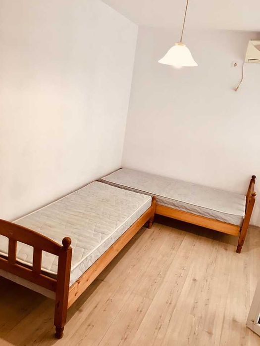 Дава се под наем Тристаен апартамент в Бургас, Възраждане - 105 кв.м за 114.75 € - Снимка #3