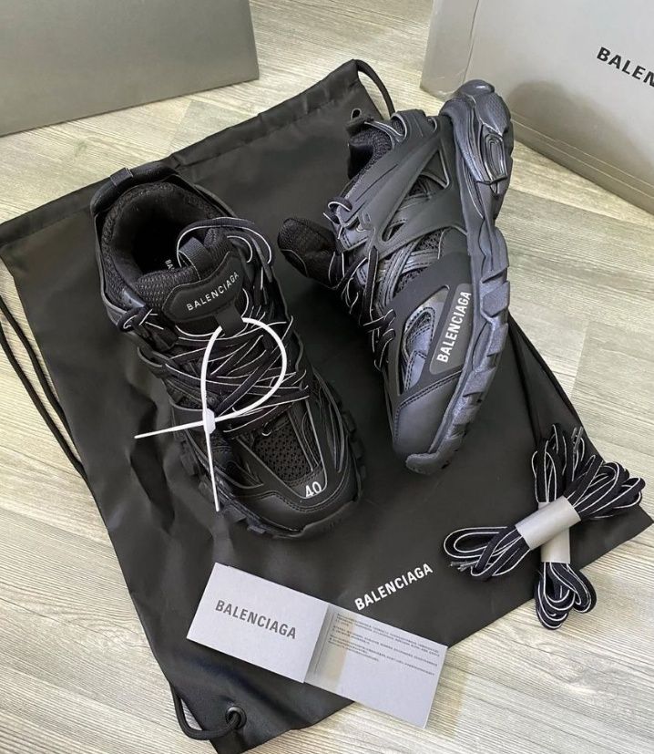 Balenciaga Track