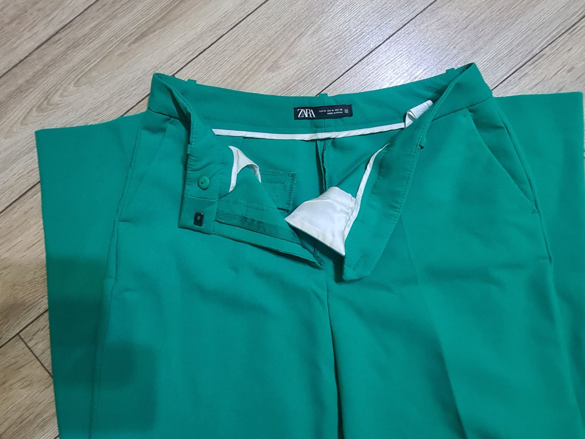 Панталон Zara М размер