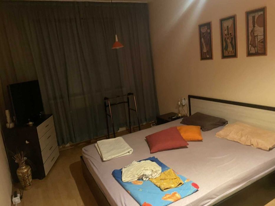 Продава се Тристаен апартамент в София, Света Троица - 102 кв.м за 1804 €/кв.м - Снимка #2