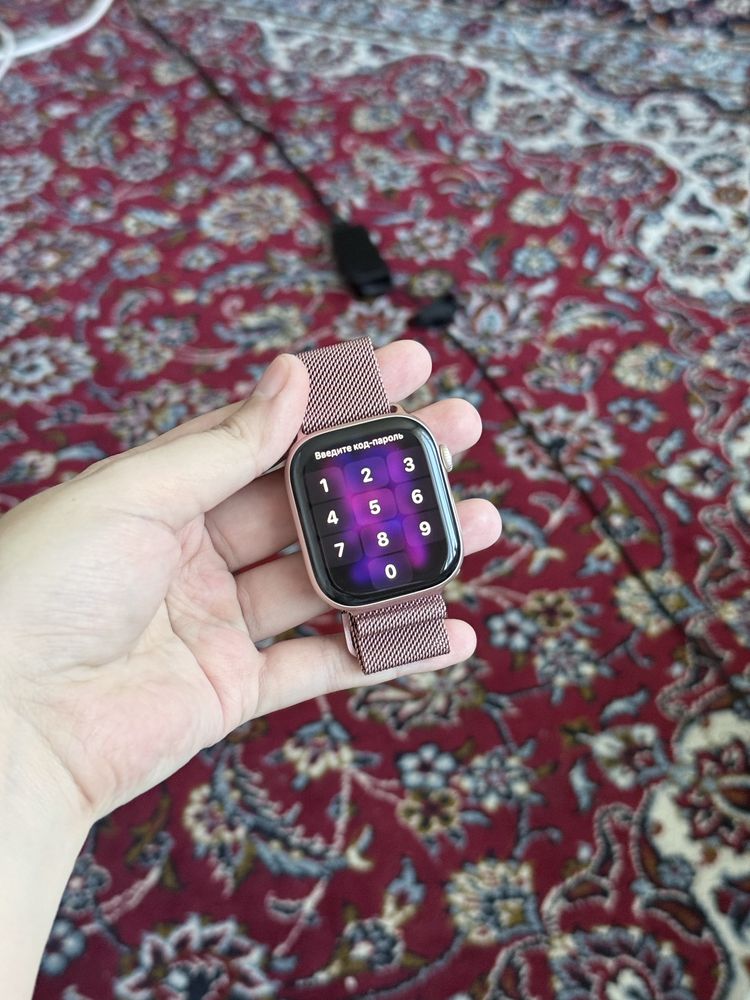 Смарт-часы Apple Watch Series 10 M/L 46 мм золотистый-белый