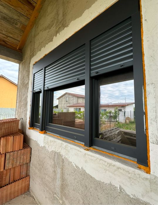 Vand casa moderna la gri - spatiu generos, materiale premium