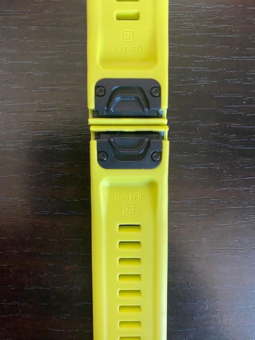 Curea silicon Garmin Quickfit 22 Galben Fluo noua (originala)