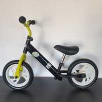 Балансиращ велосипед за прохождащи и деца на възраст от 1,5-3 години.