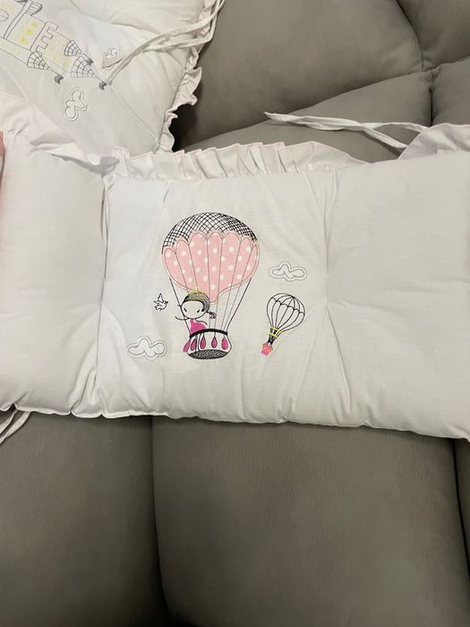 Обиколник за бебешка кошара