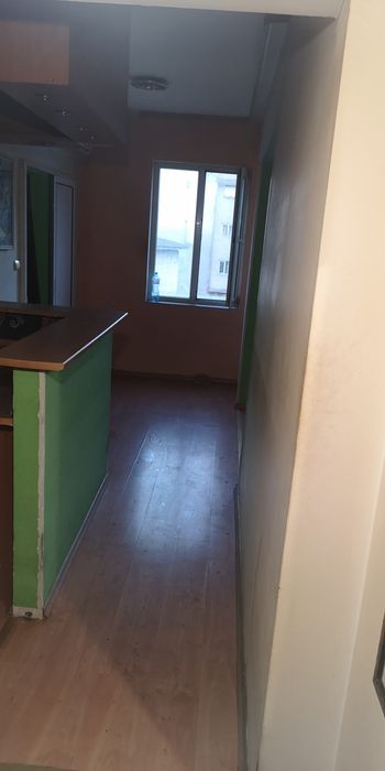 Едностаен идеален център на София