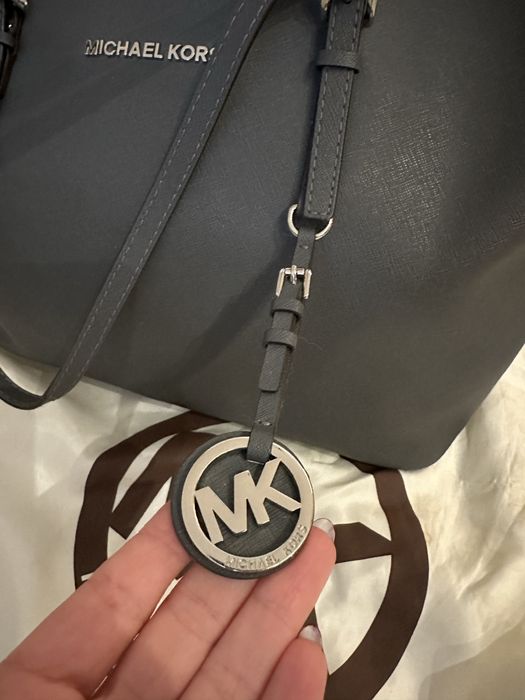 Чанта естествена кожа Michael Kors оригинална