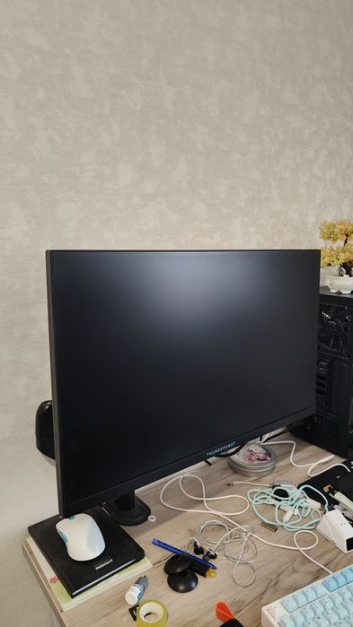 Игровой монитор Thunderobot 2k 180Гц