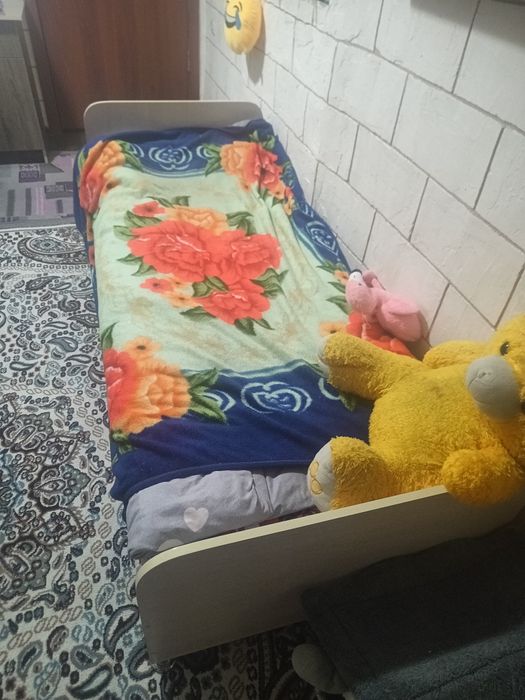 Кровать продам бу