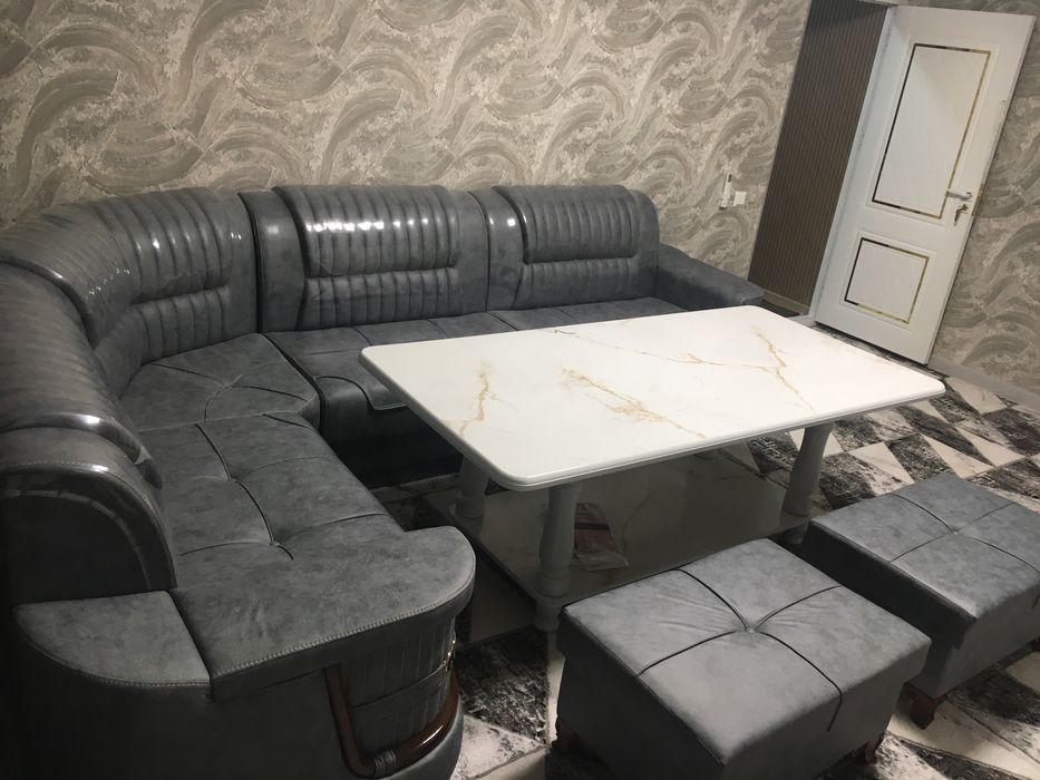 Продается мягкий диван уголок