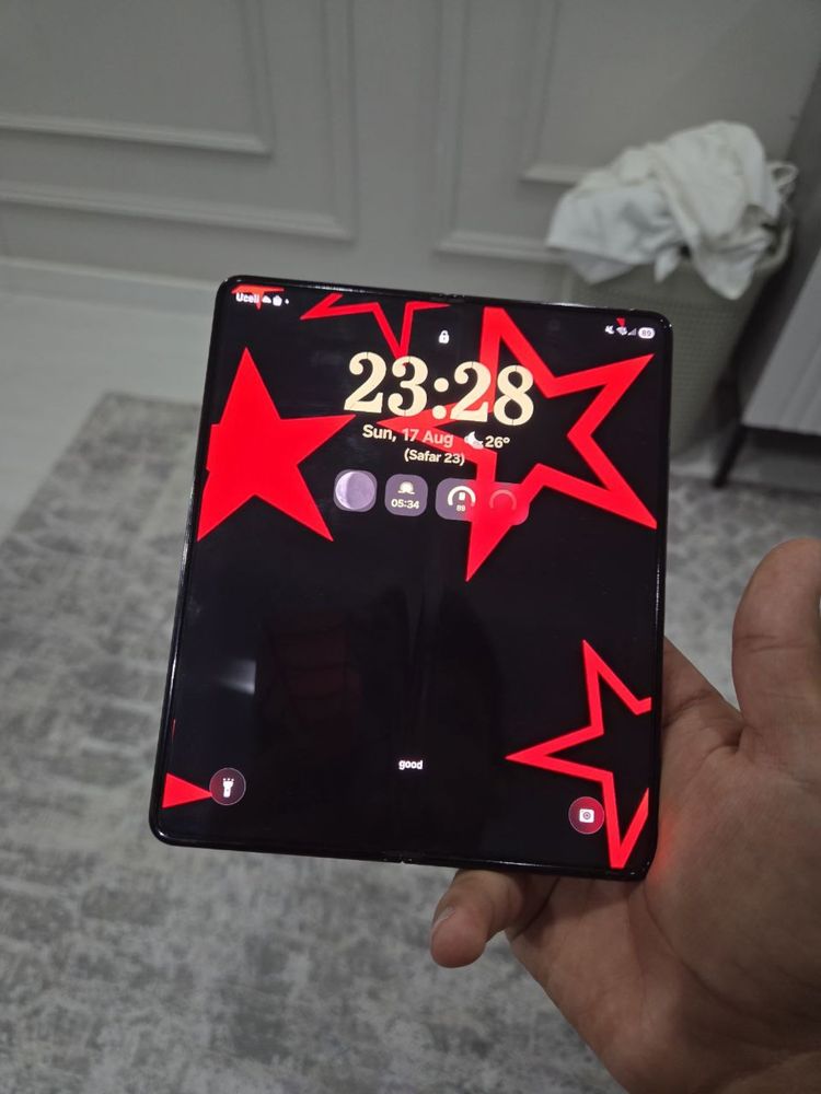 Samsung Z fold 5 12/512! ideal