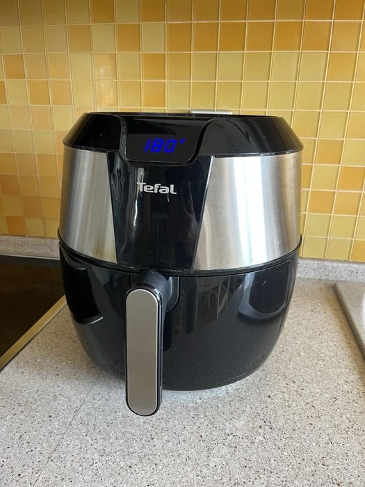 ПРОМО! TEFAL еърфраер - 8 литра, 2400 вата