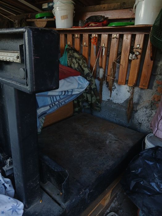 Vând cântar de porci