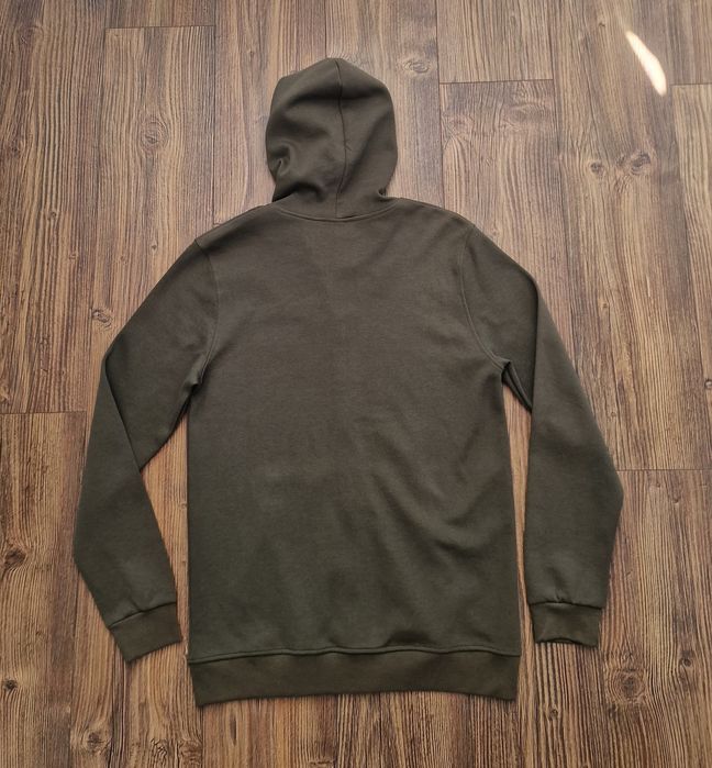 Страхотен мъжки спортен екип комплект размер L 
Най-висок клас материя