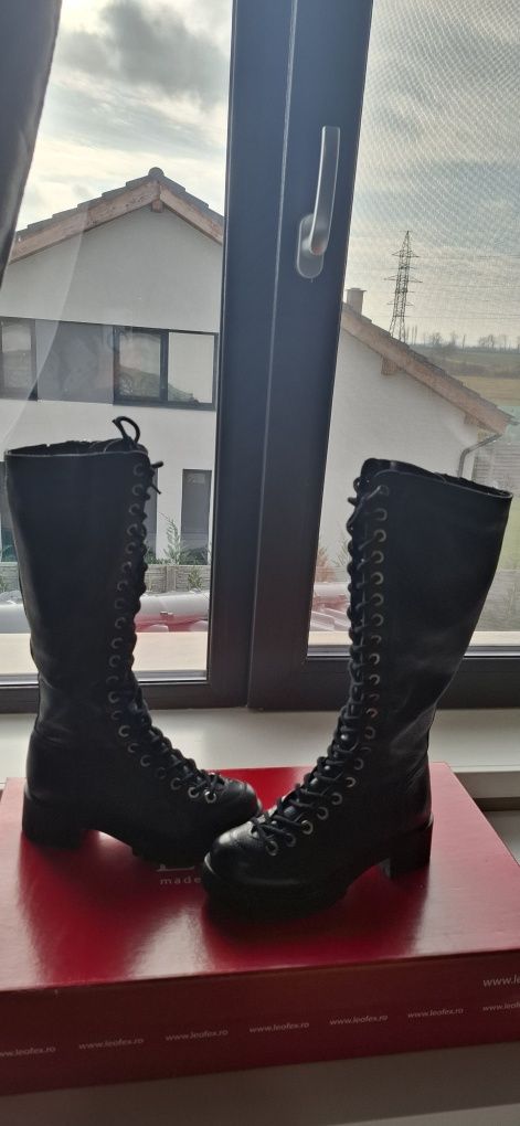Vând cizme piele,marime 36