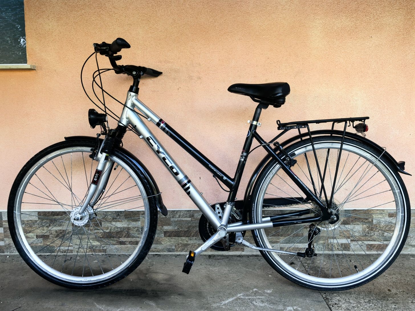 CYCO COMFORT Алуминиев Градски Дамски Велосипед Колело 28цола 24 ск.