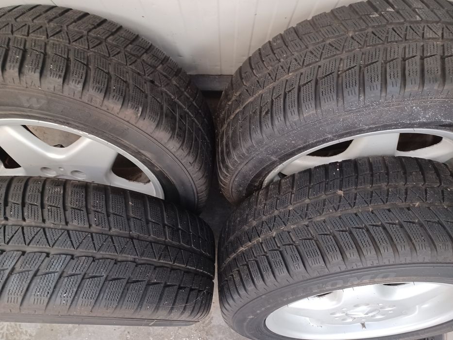 Зимни гуми 225/55/16