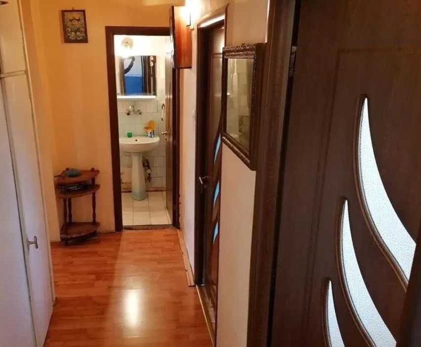 Дава се под наем Тристаен апартамент в Пловдив, Център - 72 кв.м за 193.8 € - Снимка #1