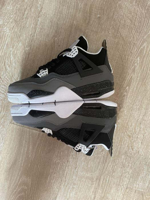 Jordan 4 retro fear