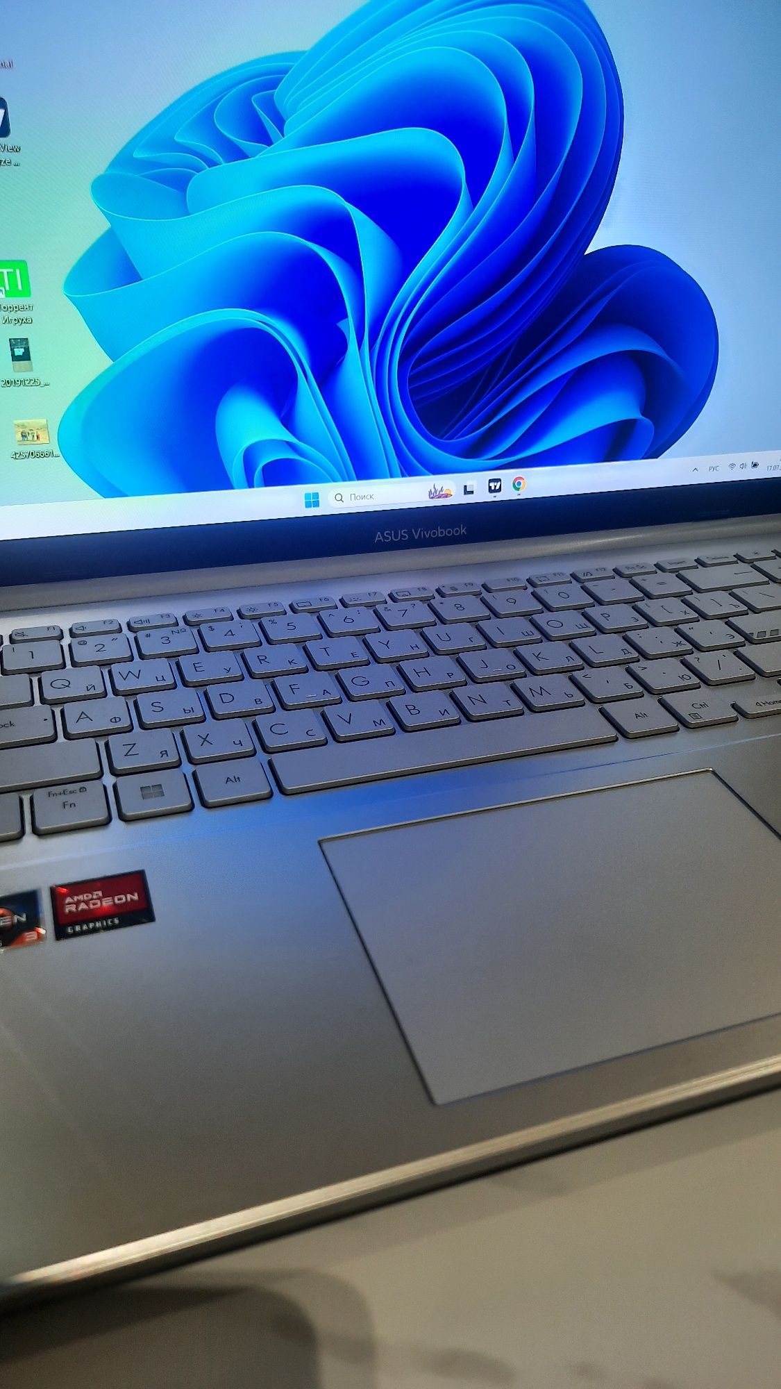 Noutbuk Asus vivobook sotiladi