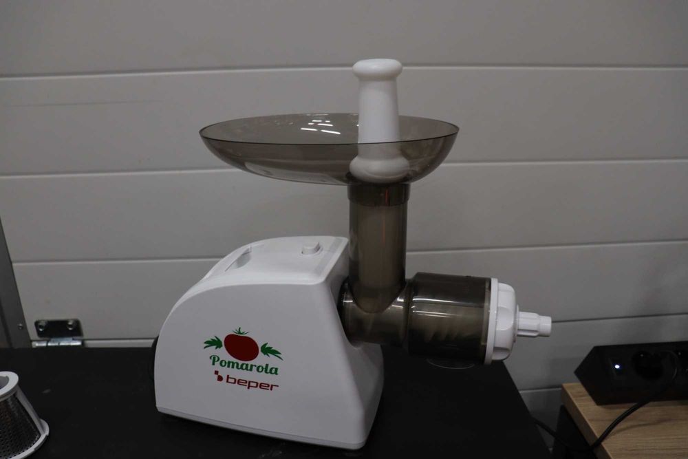 BEPER BP.720 Електрическа сокоизстисквачка за домати, Помарола, 300W