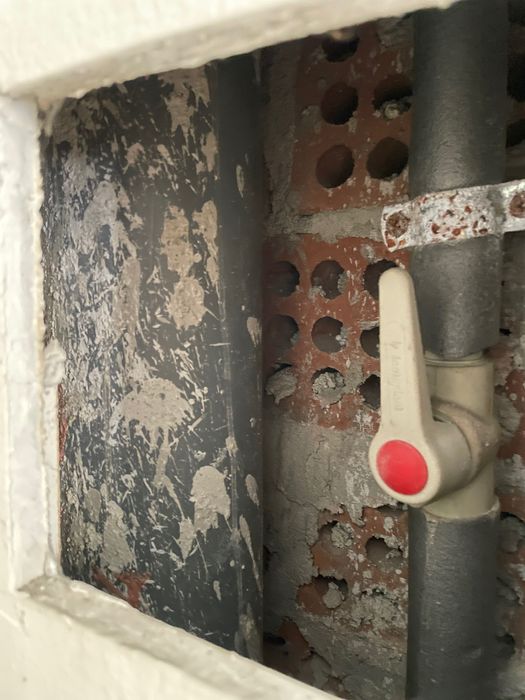 Продава се Магазин в Пловдив, Център - 25 кв.м за 1080 €/кв.м - Снимка #4