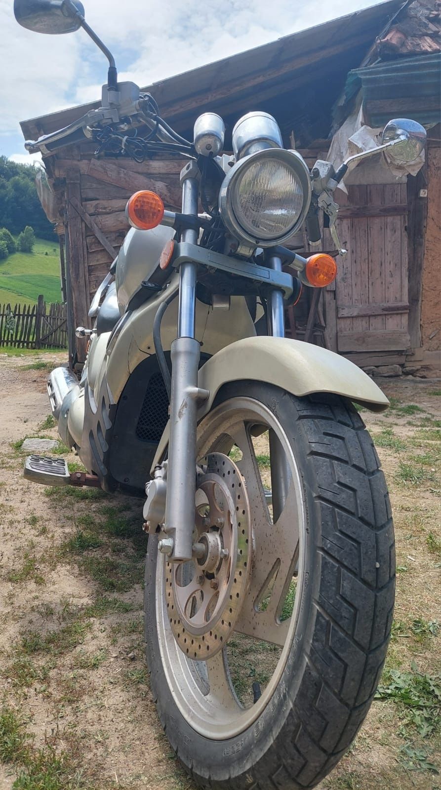Vând chopper de 250 cfmoto
