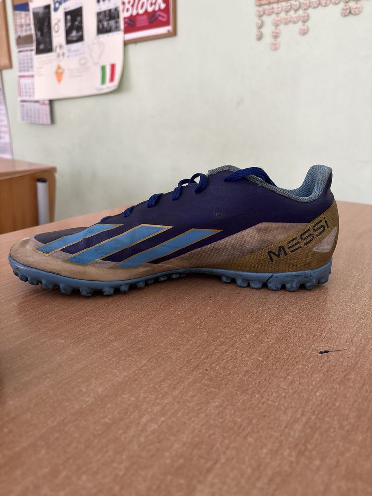 Продавам стоножки adidas x crazyfast Messi League turf