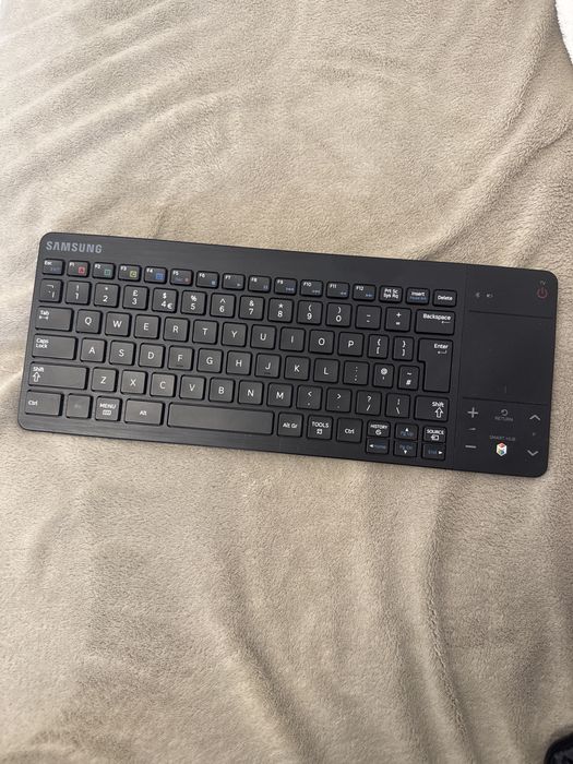 Tastatura SmartTV Samsung cu Touchpad Integrat