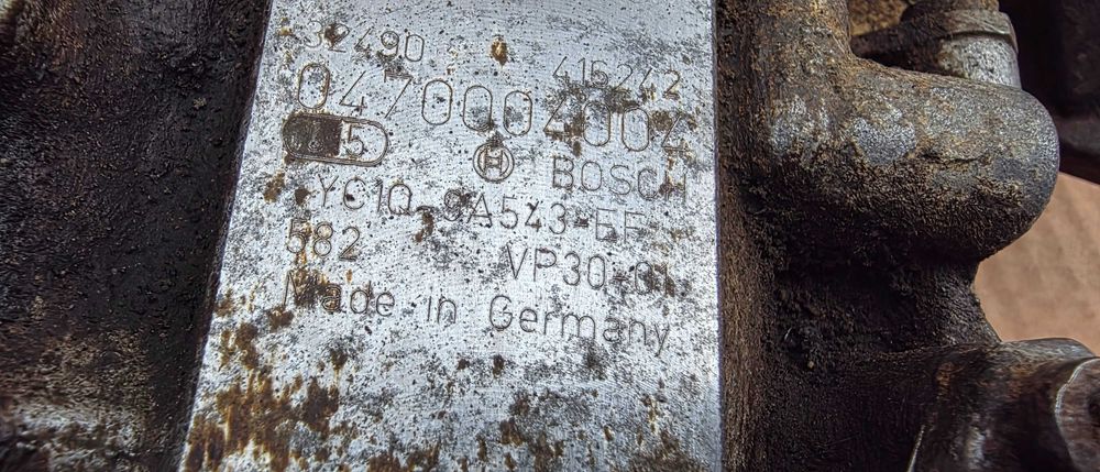 Pompa injectie Ford Transit 2.0 / 2.4 TDDI 2003 2004 / 2005 2006