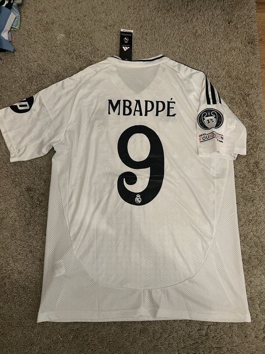 Tricou Mbappe real madrid