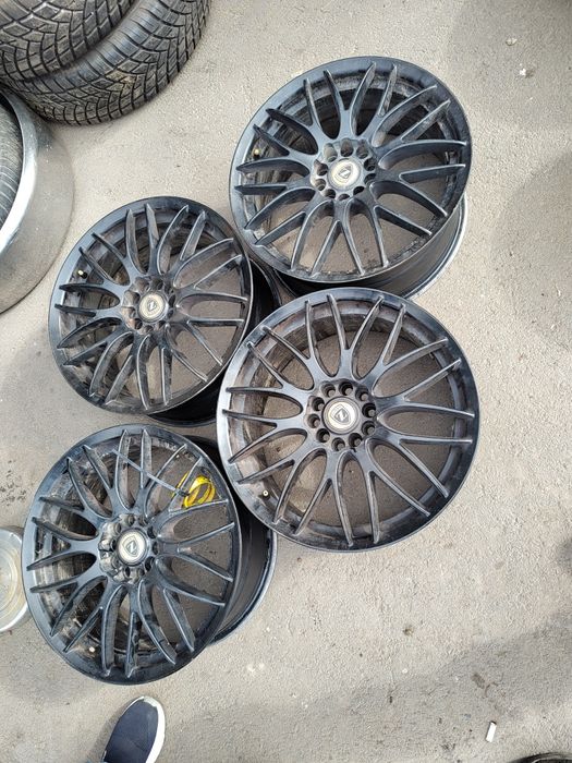 Jante pe 18 5*108 și 5*114,3