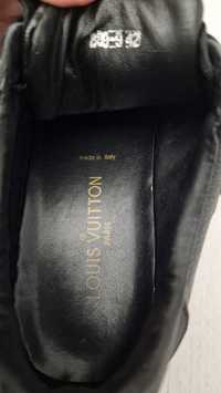 Adidași Louis Vuitton
