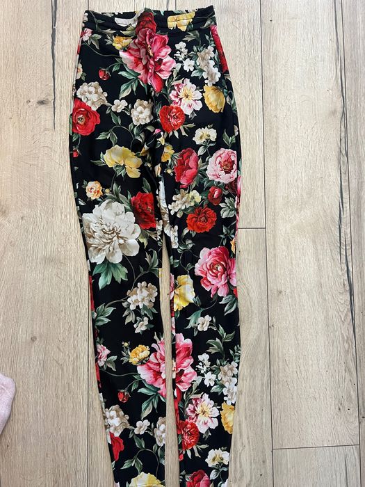Неопренов клин на Dolce and Gabbana с флорални мотиви, плътен