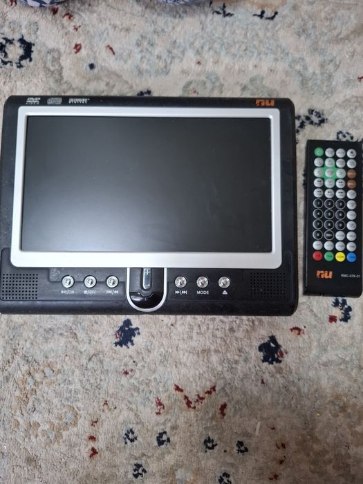 Срочно продамПортативный DVD-плеер Продукт DVP-FX780