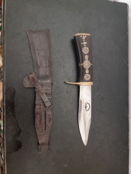 Cutit tuareg antic