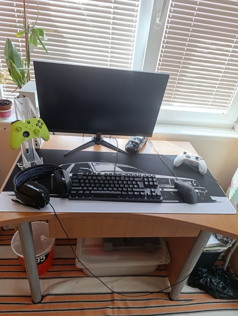 Продавам цял Xbox setup