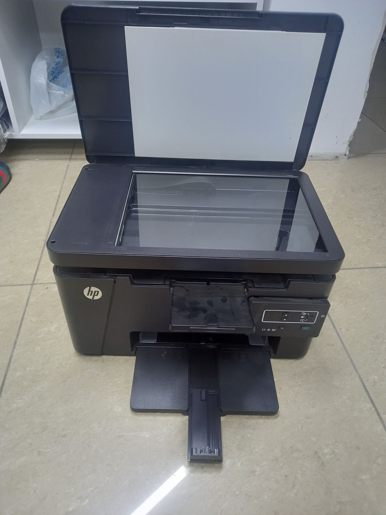 Принтер HP laser jet pro Нур-Ломбард код 266