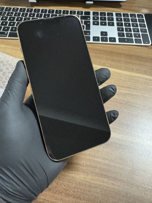 iPhone 13 Pro Max / 256 GB / Gold / Impecabil |