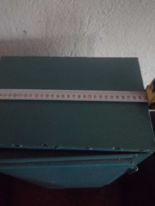 Каса за оръжие ловно с отделен отсек за боеприпаси с комплект ключове