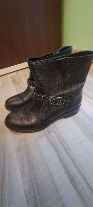 Дамски къси боти