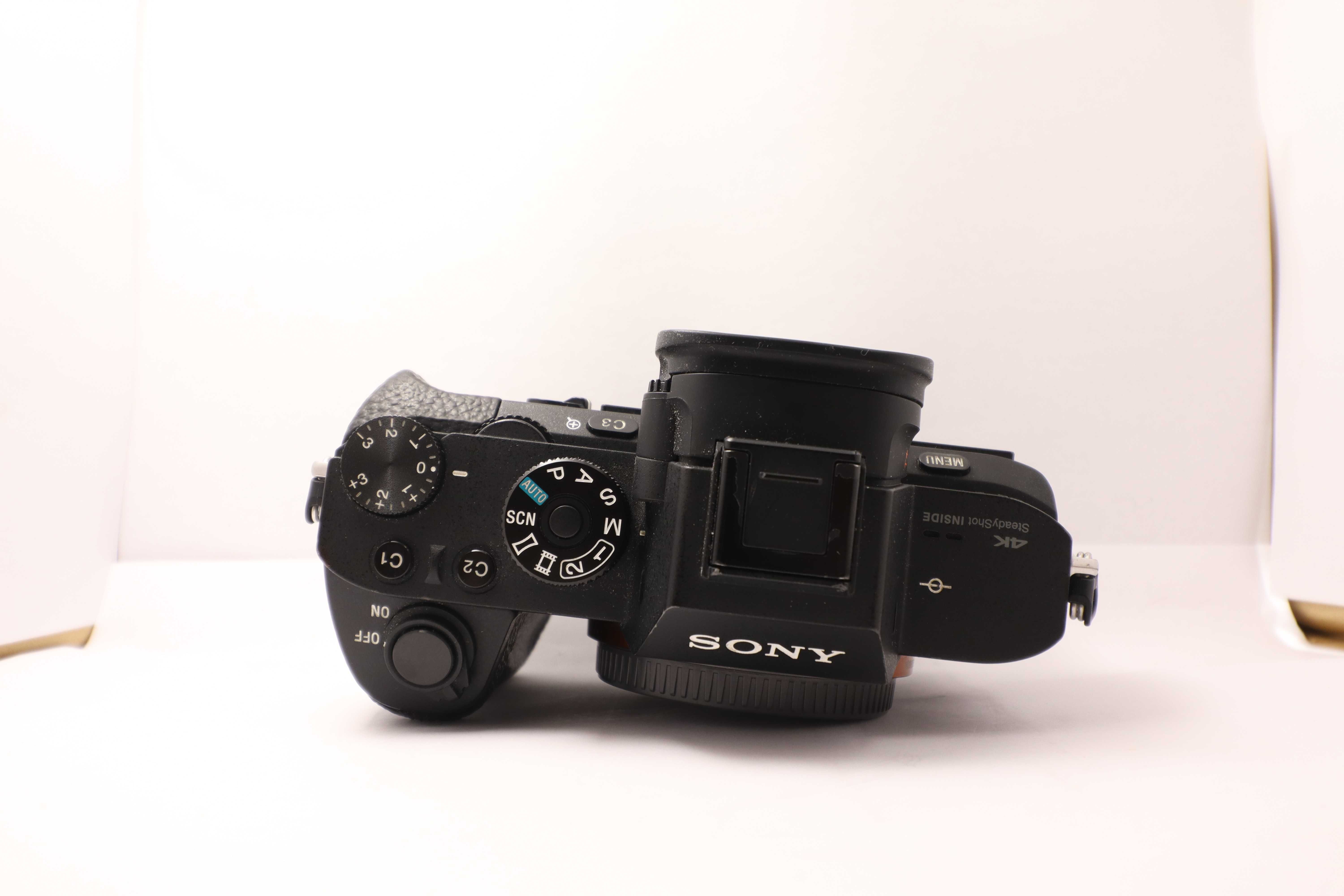 Sony A7R II - Full Frame - 2981 declansari - ca nou